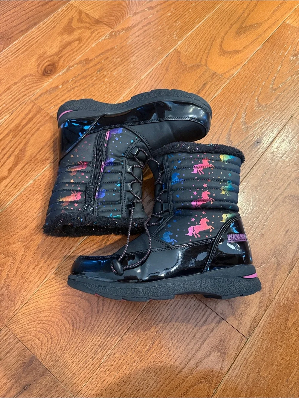 Unicorn Girls Boots Size 3- Khombu